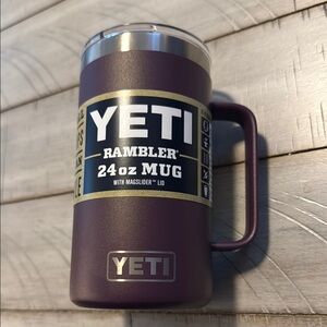YETI Rambler 24 oz Mug with Magslider Lid